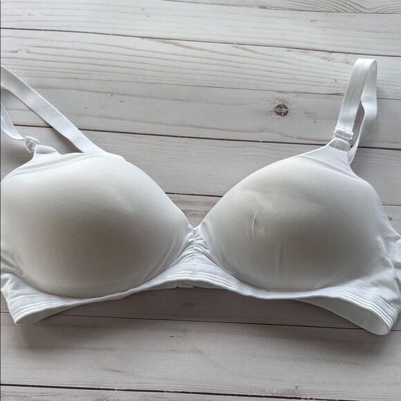 WARNER'S White Women's Bra Lightly Padded Wireless Wire Free Slight Push up 38B - Picture 1 of 5